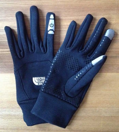 Handschuhe speziell für Touchgeräte